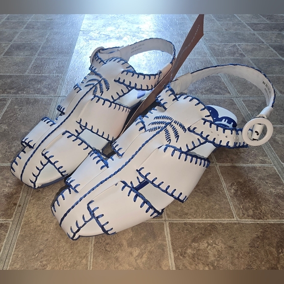 NWT FARM Rio Blue Palm Tree Embroidered Sandals Size 9.5 - Picture 5 of 5